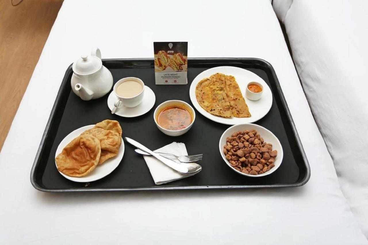 Oyo 27999 Hotel Deep Sirsa Экстерьер фото