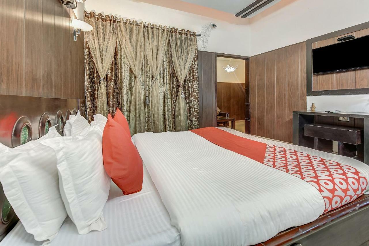 Oyo 27999 Hotel Deep Sirsa Экстерьер фото