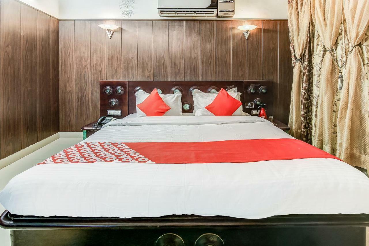 Oyo 27999 Hotel Deep Sirsa Экстерьер фото