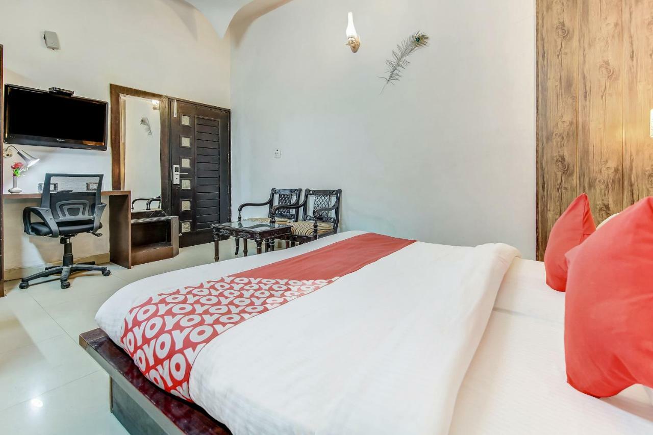 Oyo 27999 Hotel Deep Sirsa Экстерьер фото